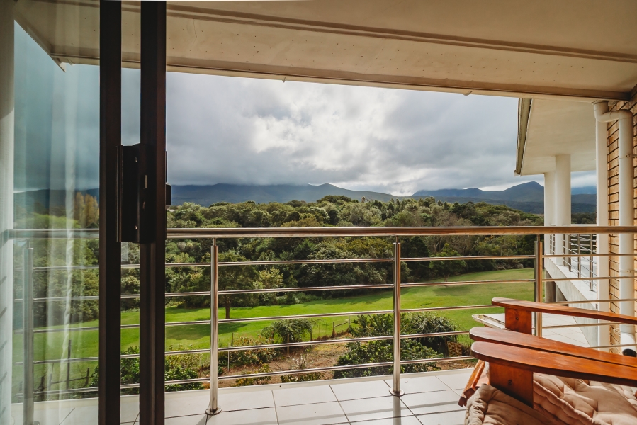 4 Bedroom Property for Sale in Bergsig Western Cape